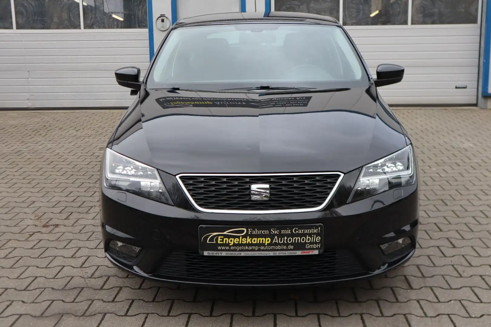 SEAT Toledo 1.2 Style/LED/PDC/MFL/ALU/SHZ/TEMPOMAT Schwarz - 2