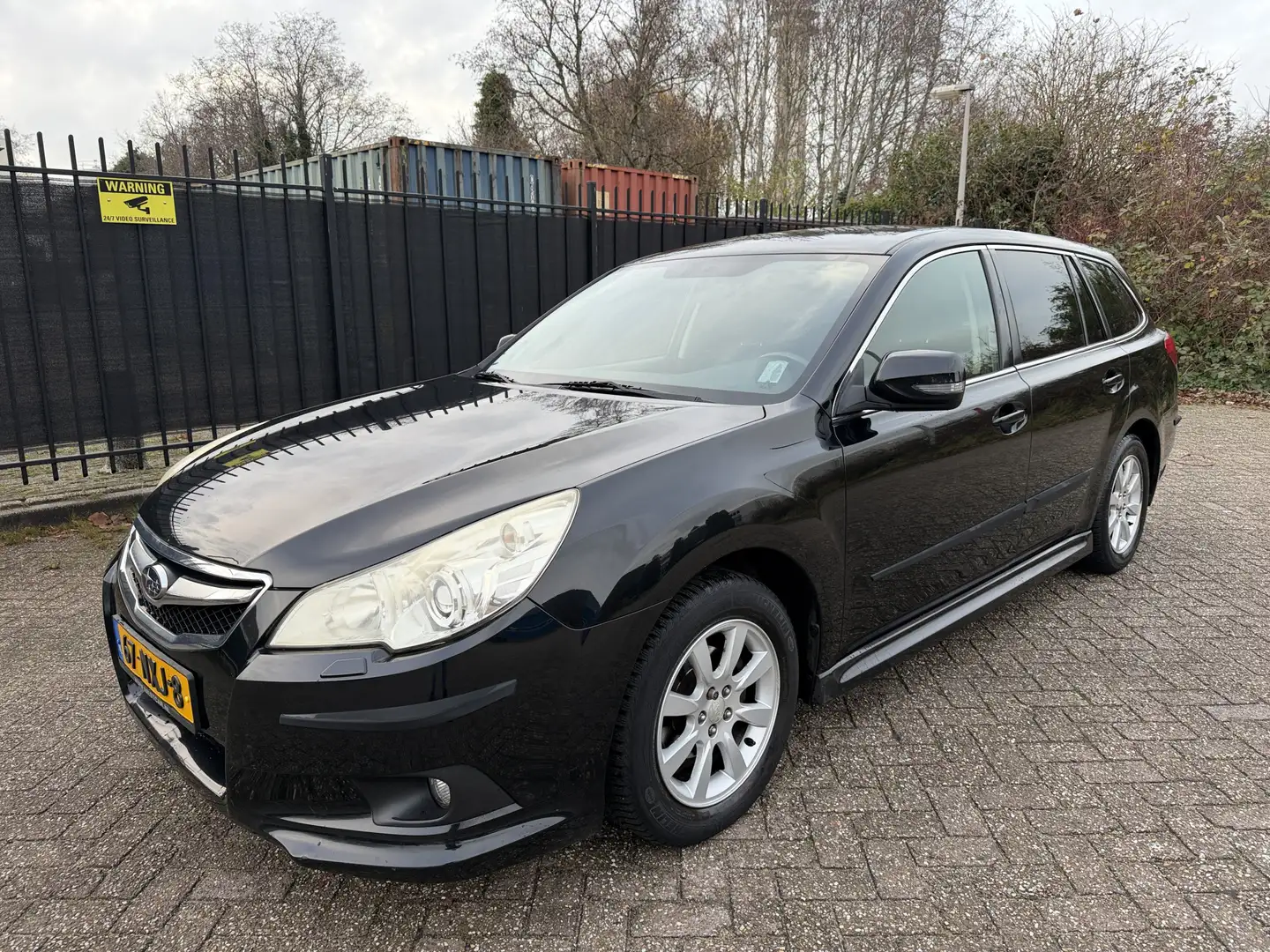 Subaru Legacy Touring Wagon 2.0i Luxury AWD Clima/Stoelverw/Trek Zwart - 1