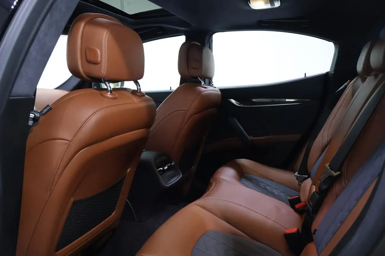 Maserati Ghibli снимка Maserati Ghibli