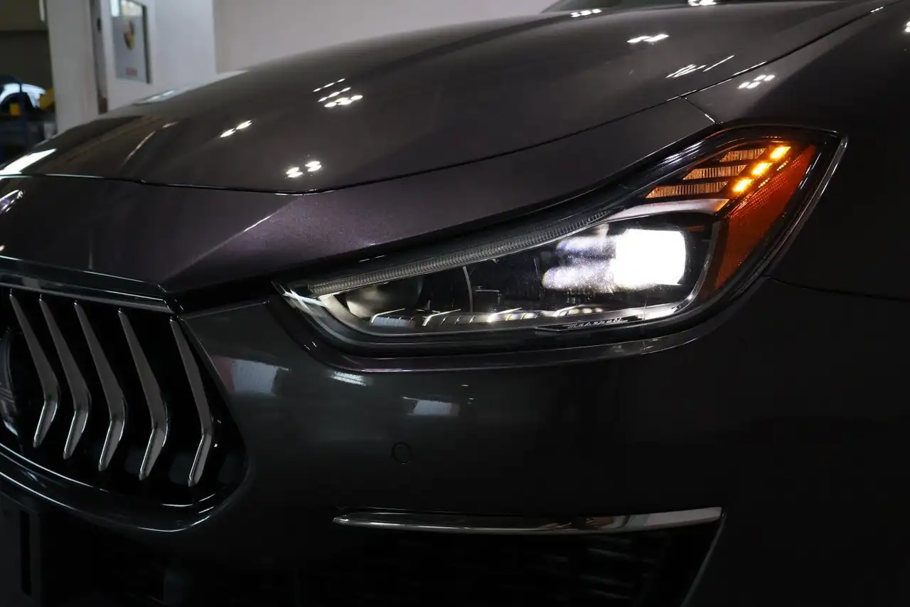Maserati Ghibli снимка Maserati Ghibli