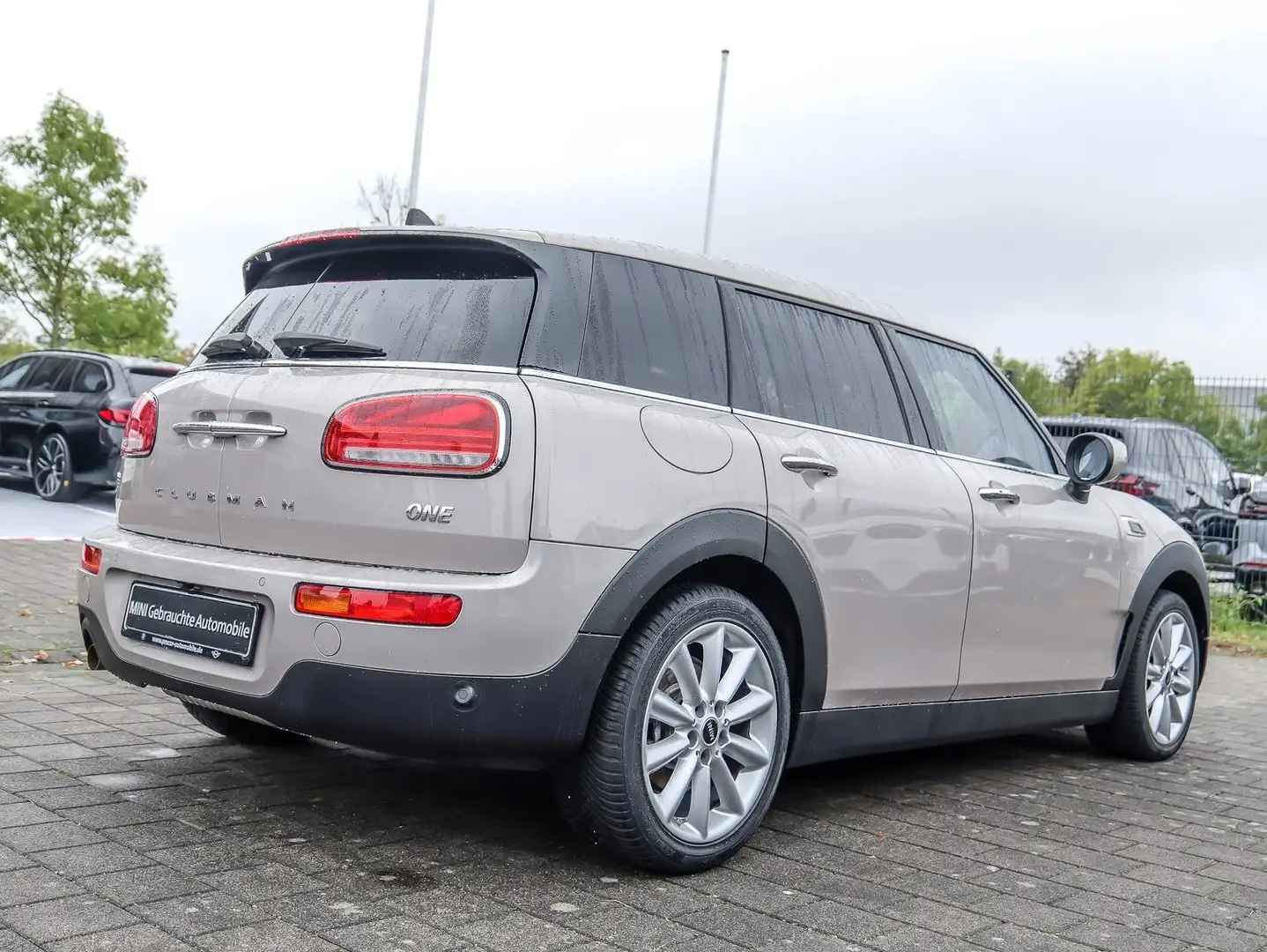 MINI One Clubman One HUD RFK NAVI LED PDC V+H DAB Tempomat Klima Gris - 2
