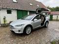 Tesla Model X 90 kWh Dual Motor srebrna - thumbnail 5