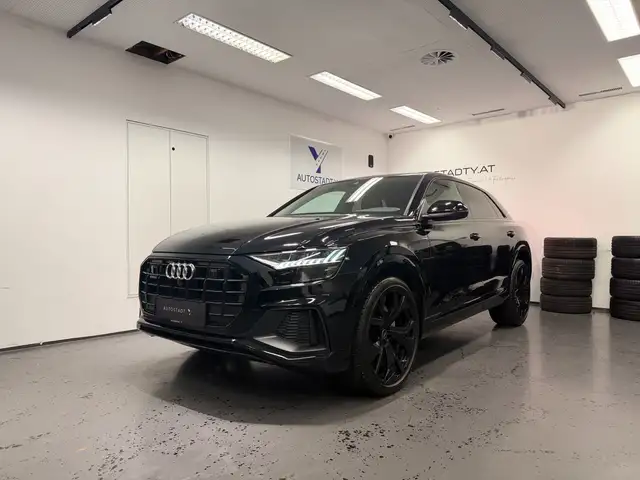 Audi Q8 main image
