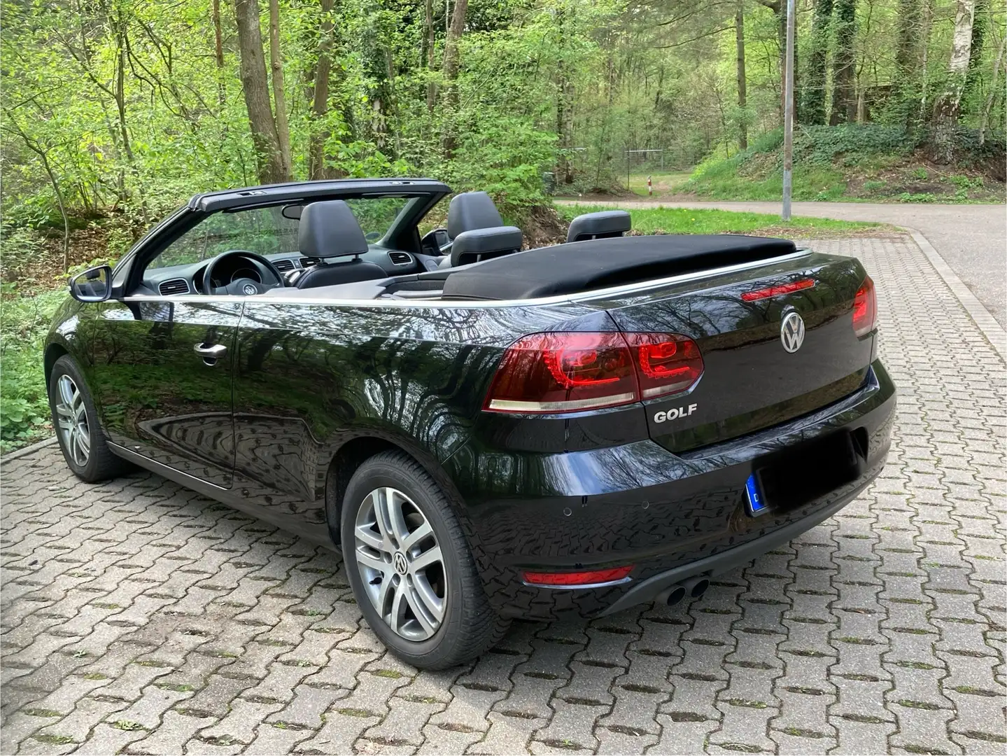 Volkswagen Golf Cabriolet Golf Cabrio 2.0 TDI BlueMotion Technology,Xenon Negru - 2