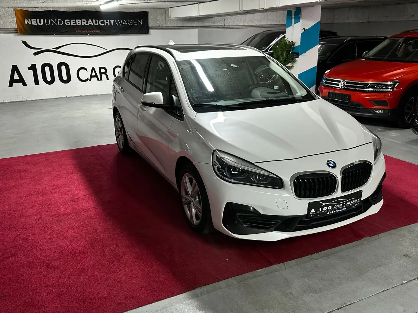 BMW 220 2 Active Tourer 220 i M Sport Line*HarmanKardon Weiß - 1
