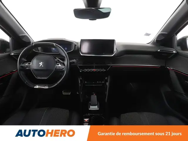 Peugeot 208 view 12