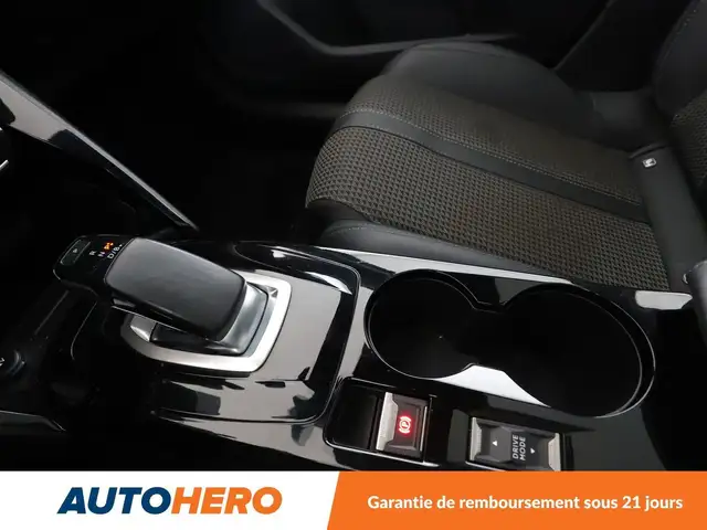 Peugeot 208 view 27