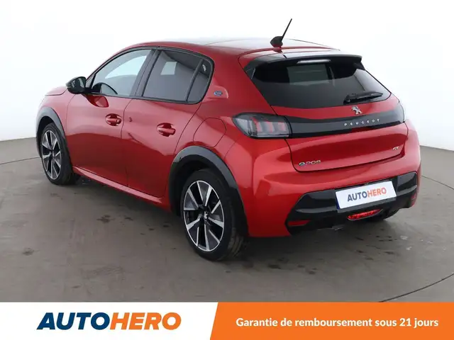 Peugeot 208 view 4