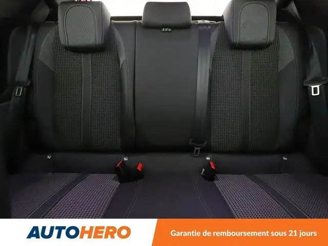 Peugeot 208 view 15