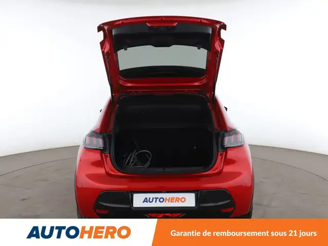 Peugeot 208 view 16
