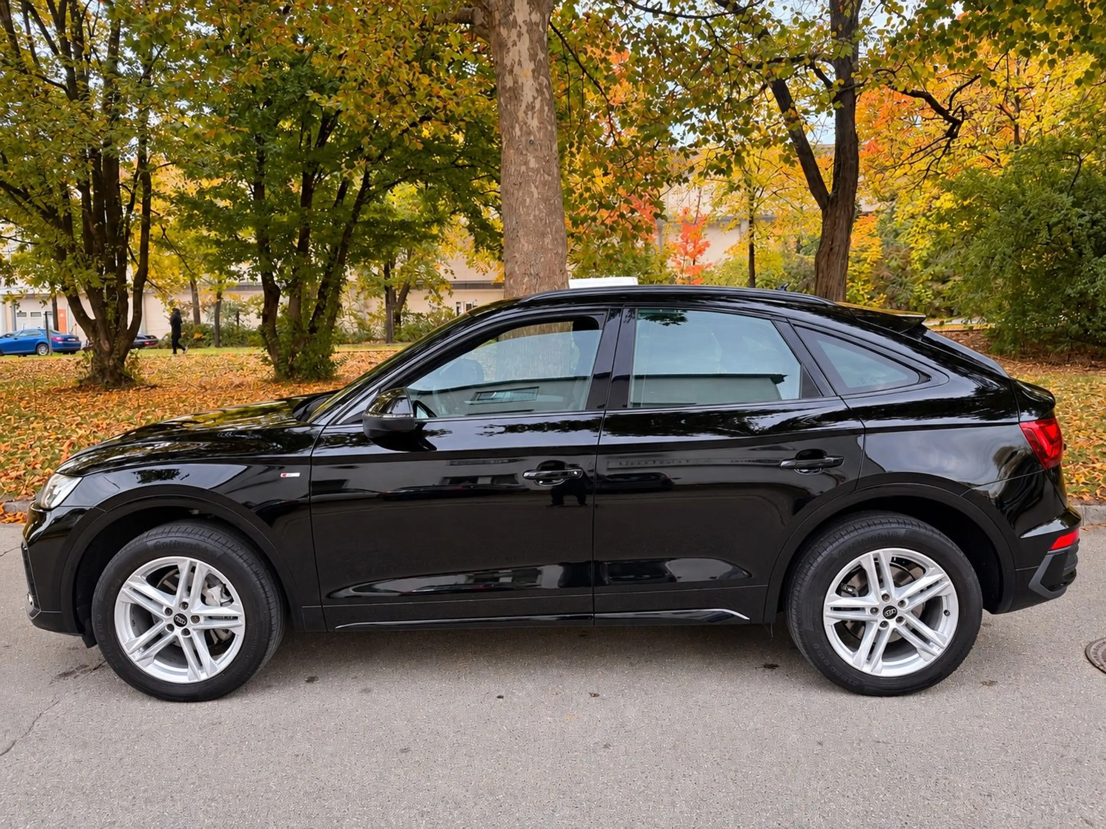Audi Q5 Sportback qu. S line Black 40 TFSI*Virt.*LED* — photo 7