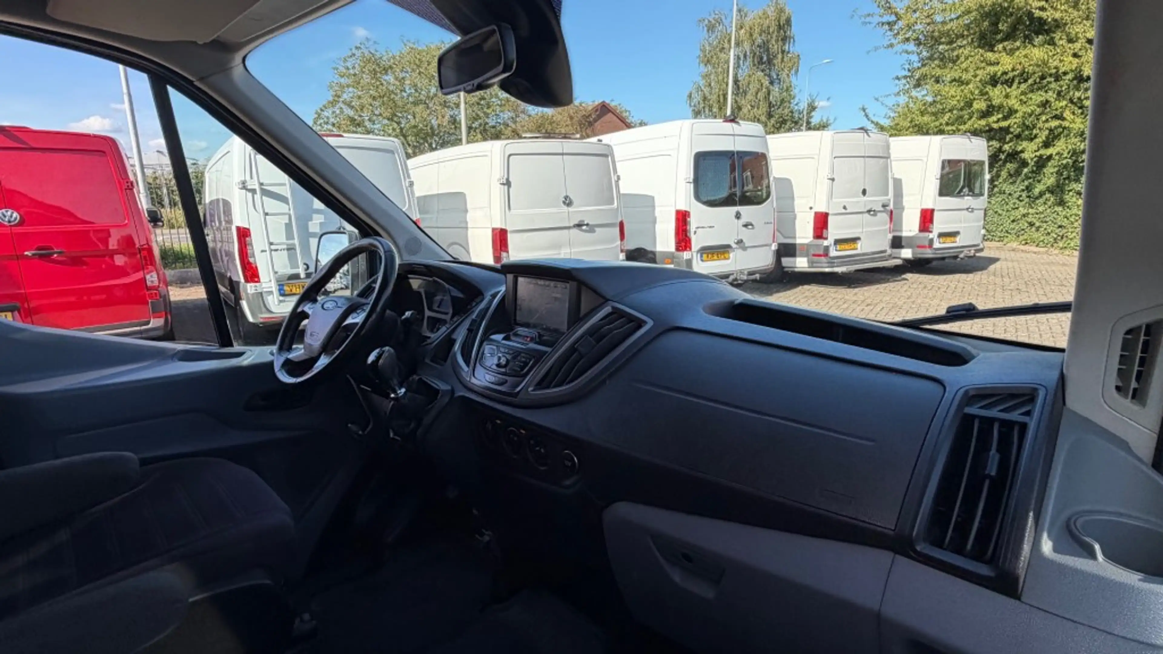 Ford Transit 2.0 TDCI 96KW 131PK L2H2 AIRCO/ CRUISE CONTROL/ NA — photo 7