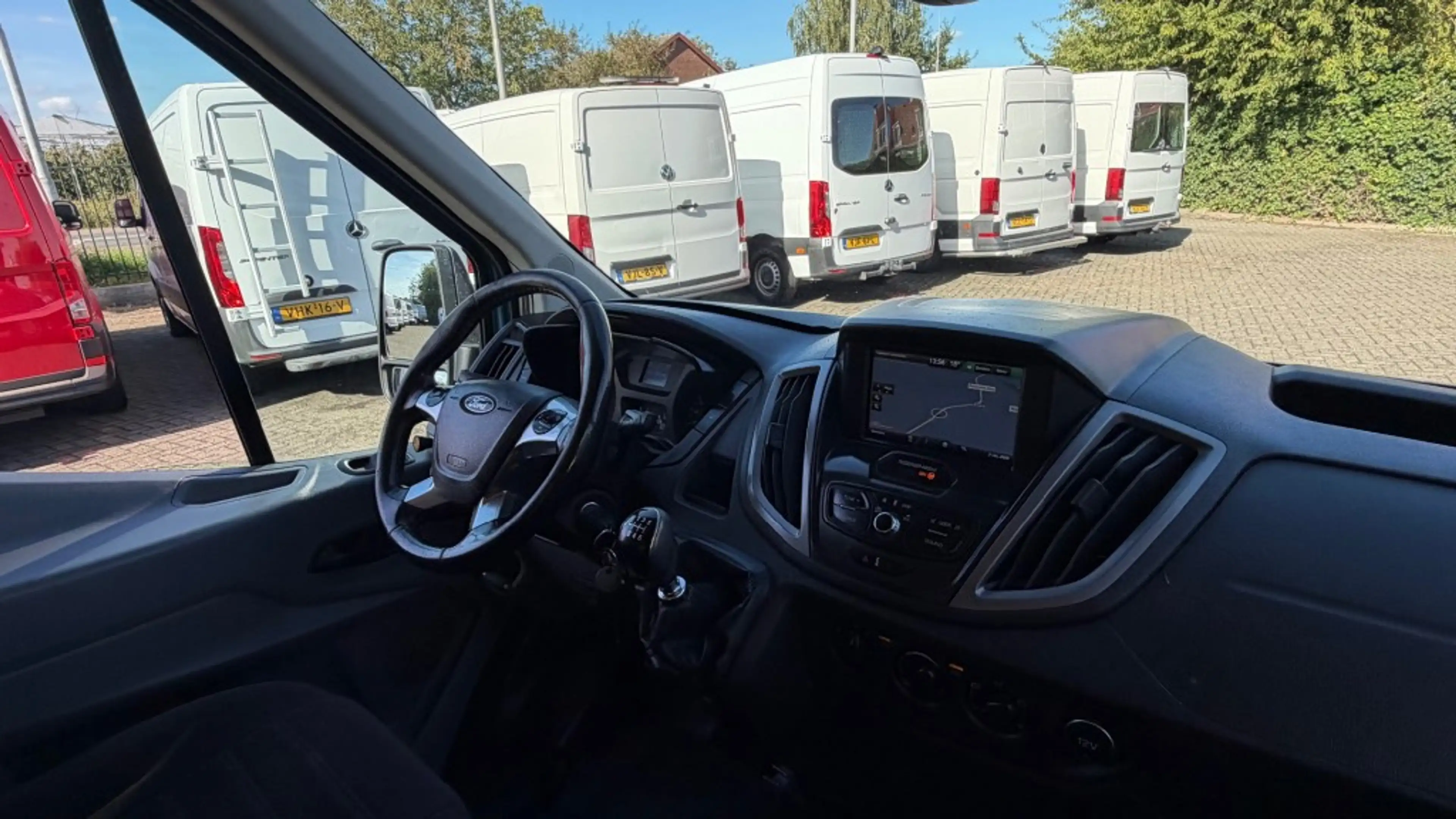 Ford Transit 2.0 TDCI 96KW 131PK L2H2 AIRCO/ CRUISE CONTROL/ NA — photo 8