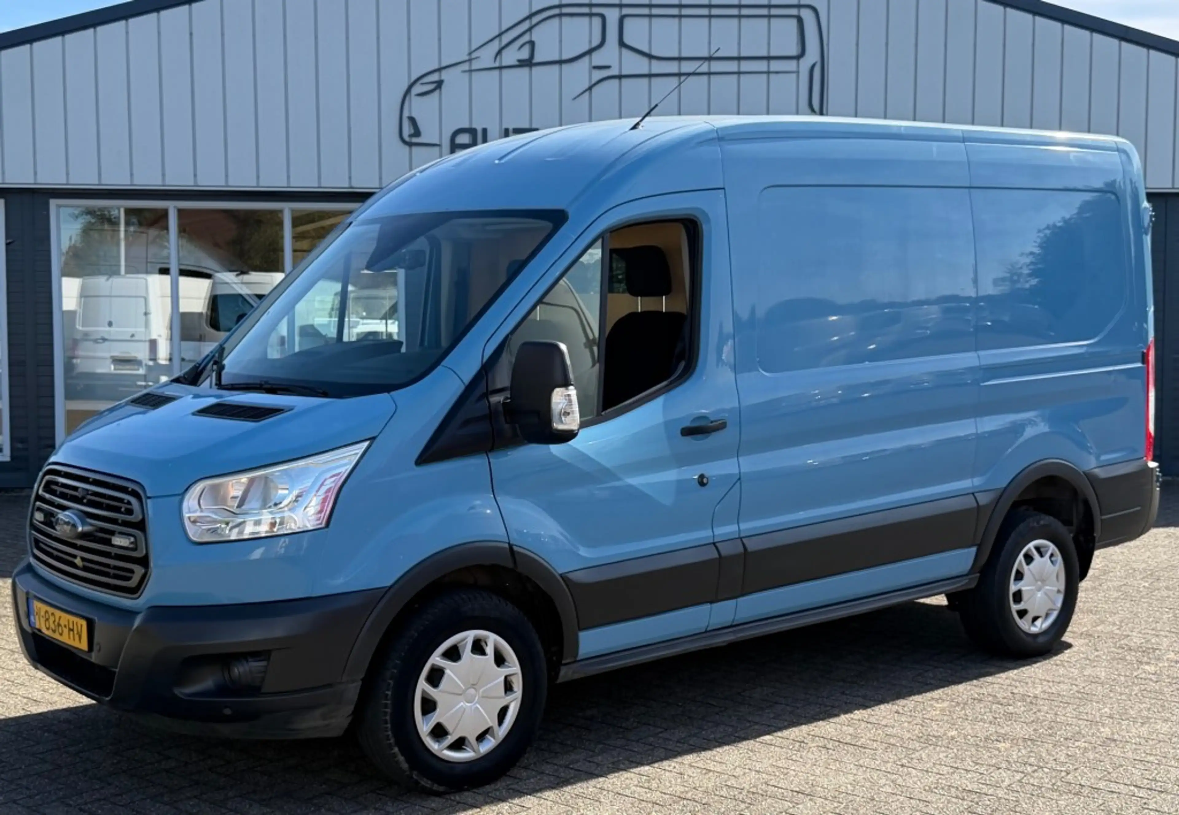 Ford Transit 2.0 TDCI 96KW 131PK L2H2 AIRCO/ CRUISE CONTROL/ NA