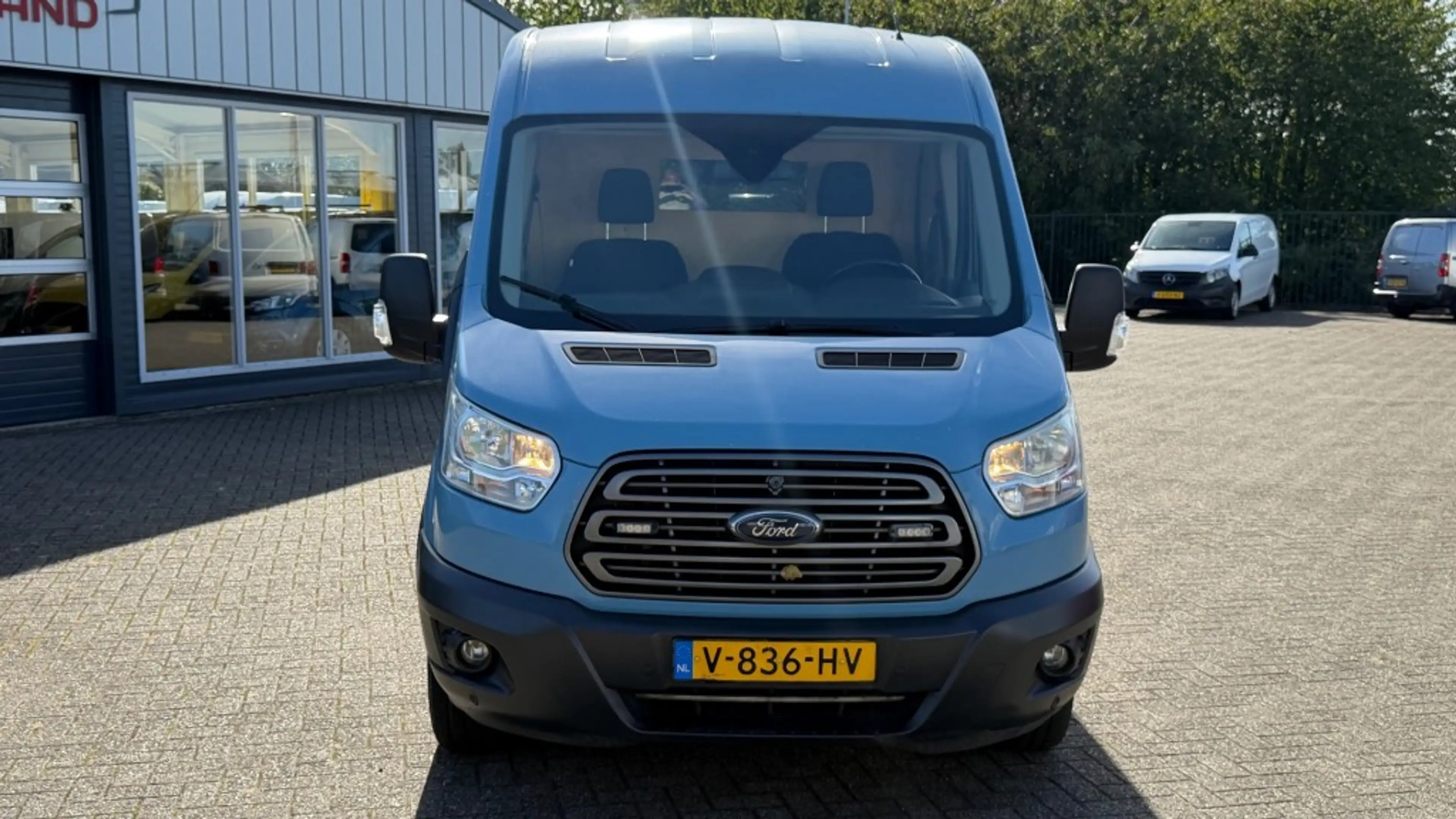Ford Transit 2.0 TDCI 96KW 131PK L2H2 AIRCO/ CRUISE CONTROL/ NA — photo 2