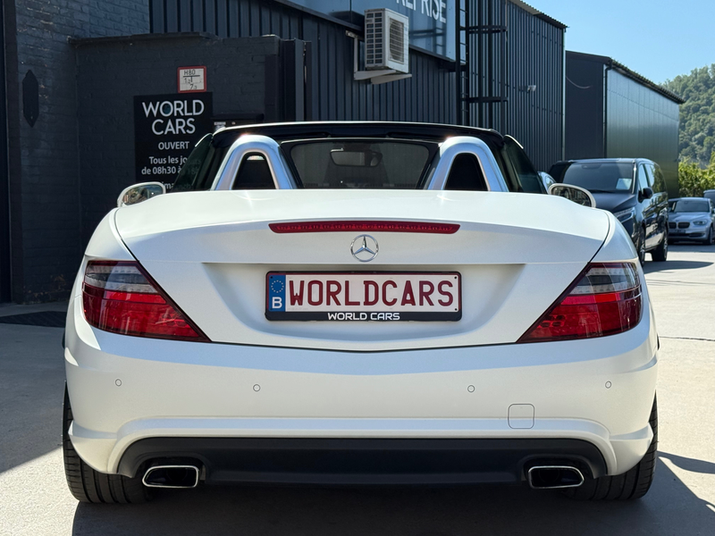 Mercedes-Benz SLK 200 CarbonLOOK Edition PACK AMG - TOIT PANO - AIRSCARF - NAVIGATION - LED - XENON - FULL OPTION — photo 6