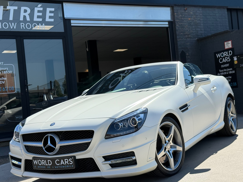 Mercedes-Benz SLK 200 CarbonLOOK Edition PACK AMG - TOIT PANO - AIRSCARF - NAVIGATION - LED - XENON - FULL OPTION