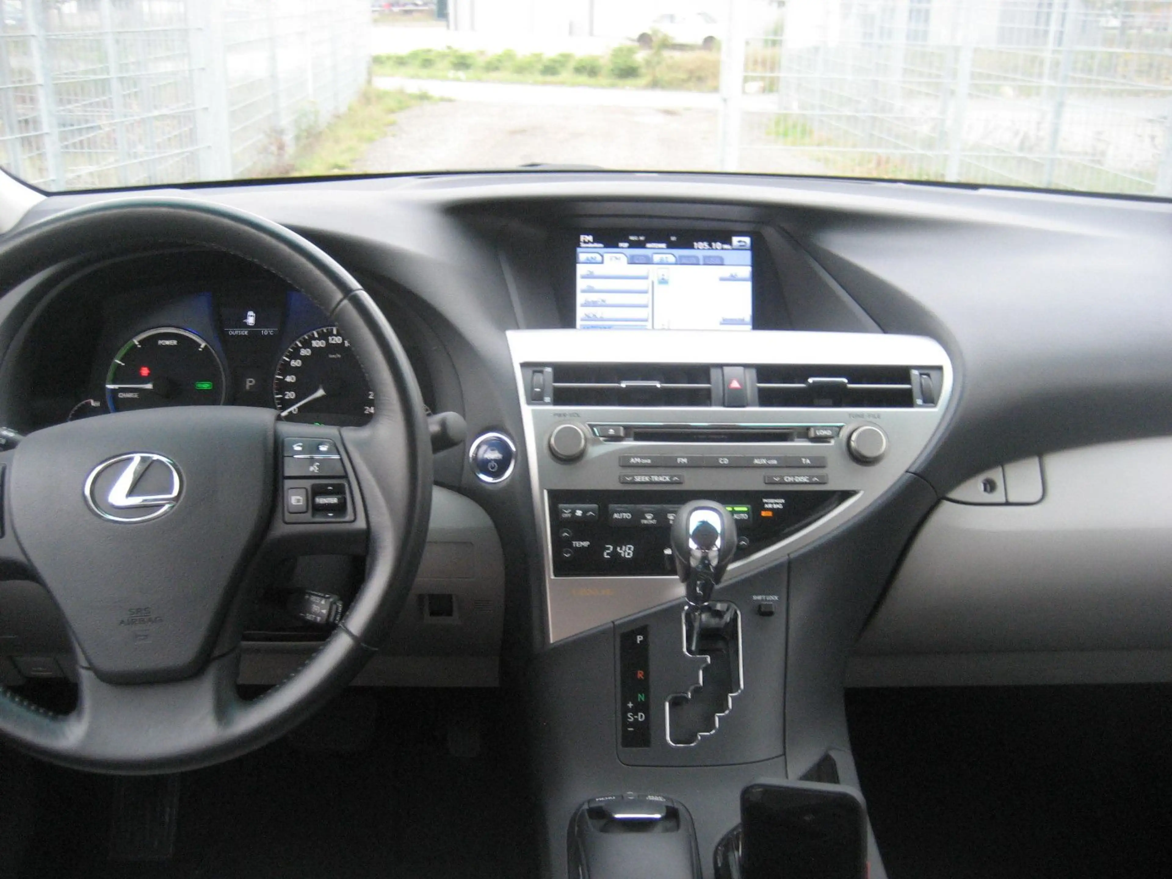Lexus RX 450h limited edition — photo 11
