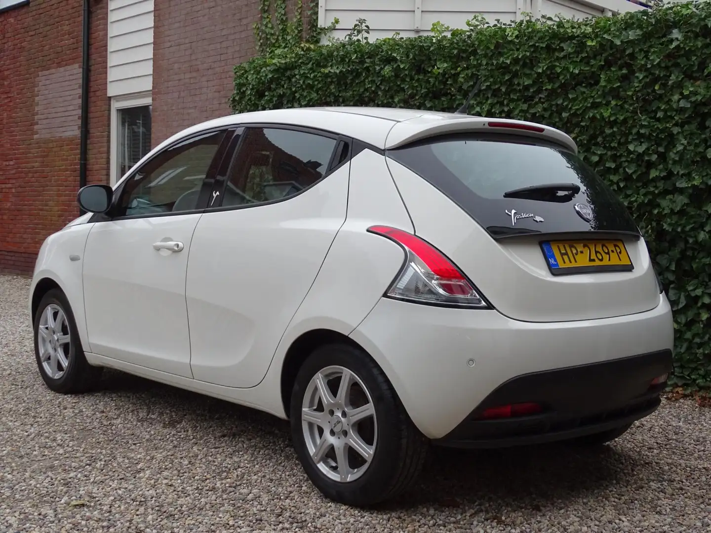Lancia Ypsilon 0.9 TwinAir Elefantino Plus Wit - 2
