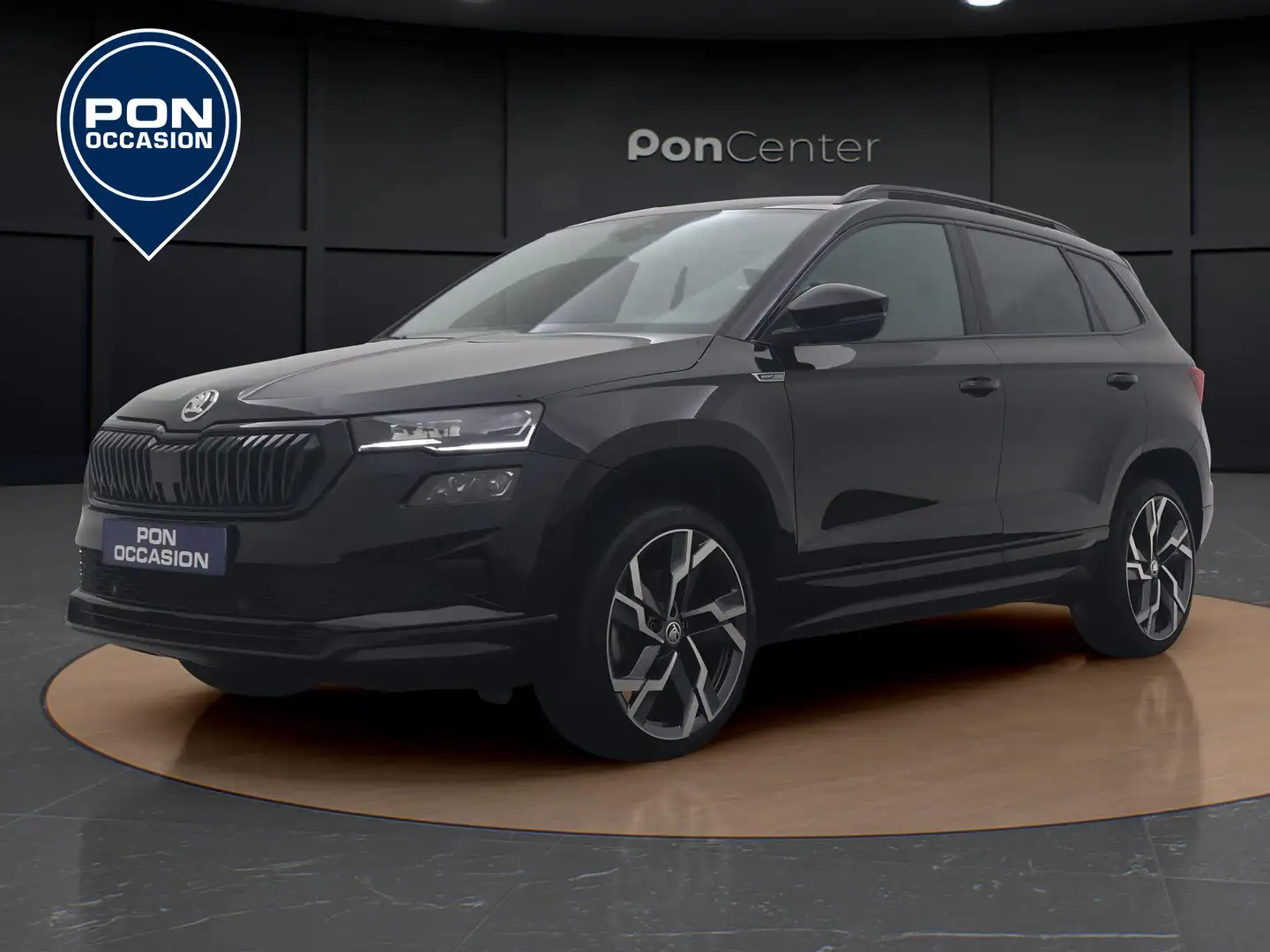 Skoda Karoq 1.5 TSI ACT Sportline Business | Trekhaak | Camera Zwart - 1