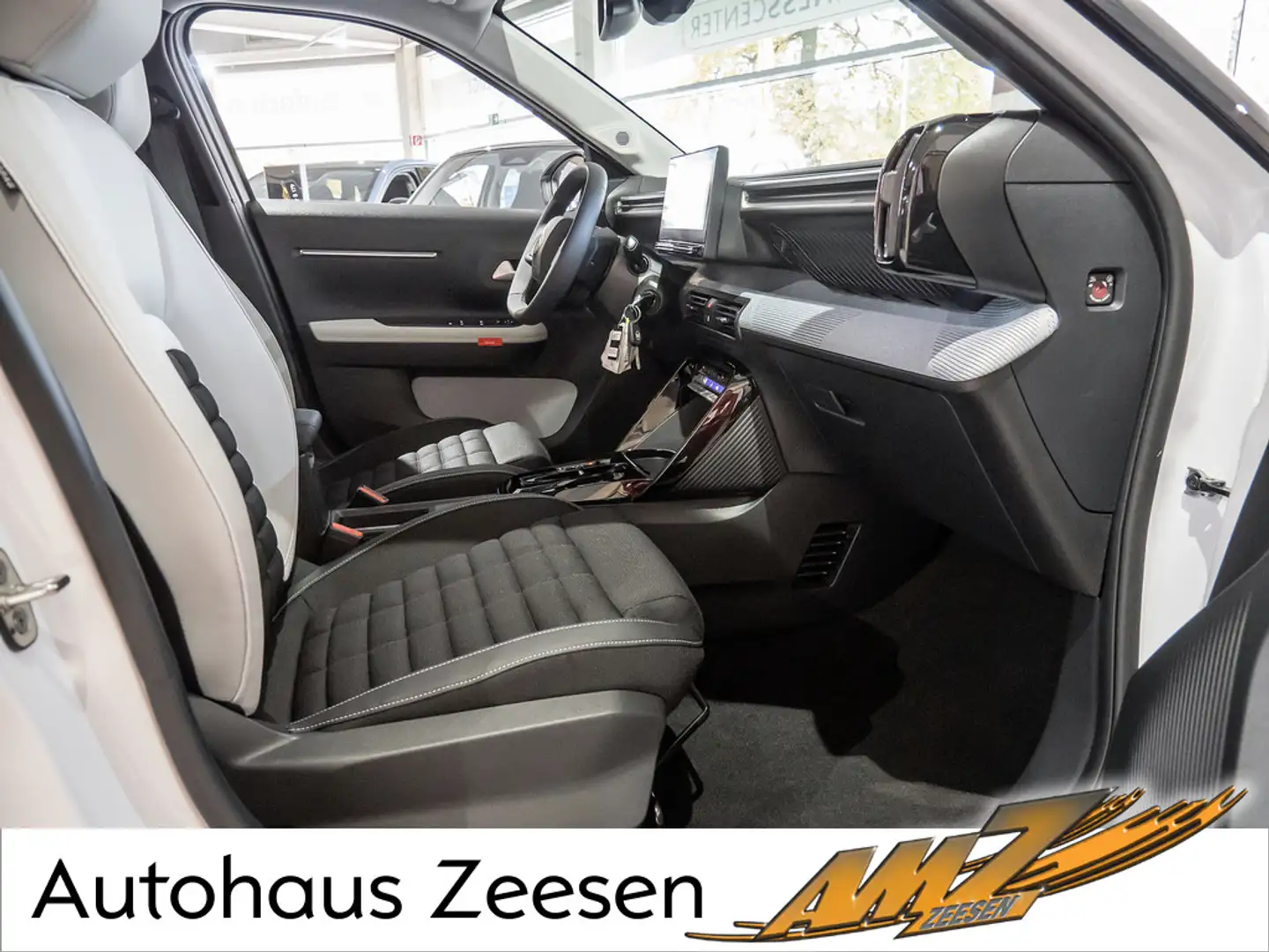 Citroen C3 Aircross Hybrid 145 Max NAVI KAMERA PDC Weiß - 2