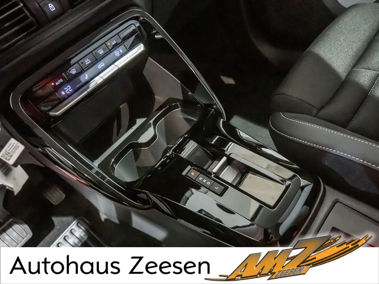 Citroen C3 Aircross Hybrid 145 Max NAVI KAMERA PDC 11