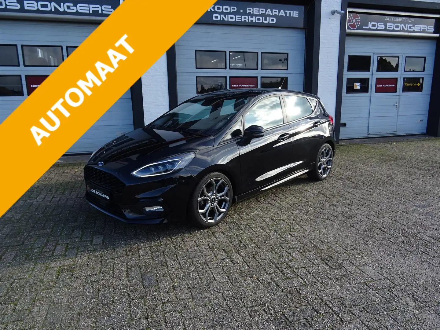 Ford Fiesta 1.0 EcoBoost 125pk Aut 5dr ST-Line Schwarz - 1