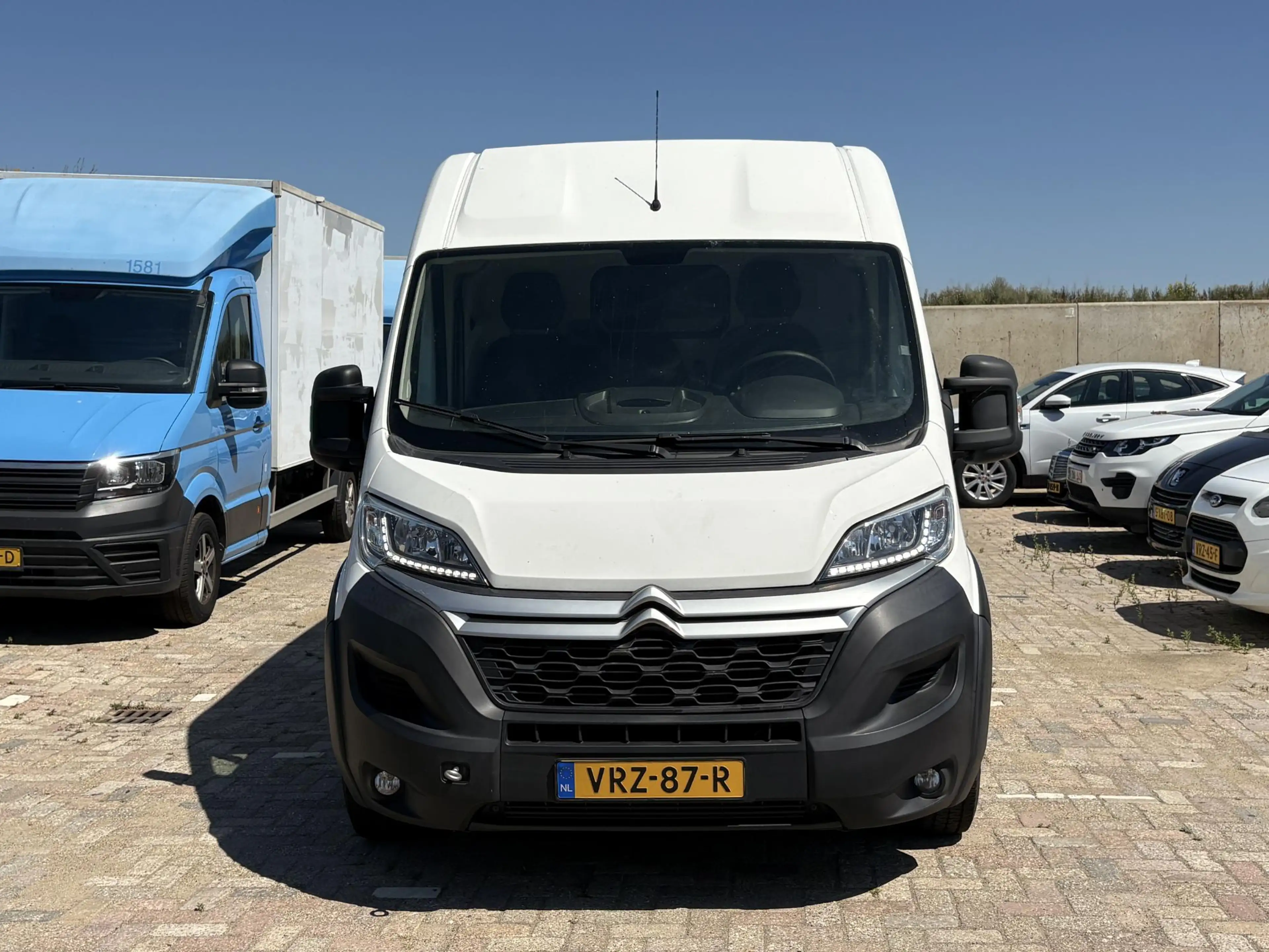 Citroen Jumper 35 2.2 BlueHDi 165 L3H2 Driver Zwaar | € 6.950,- N — photo 5
