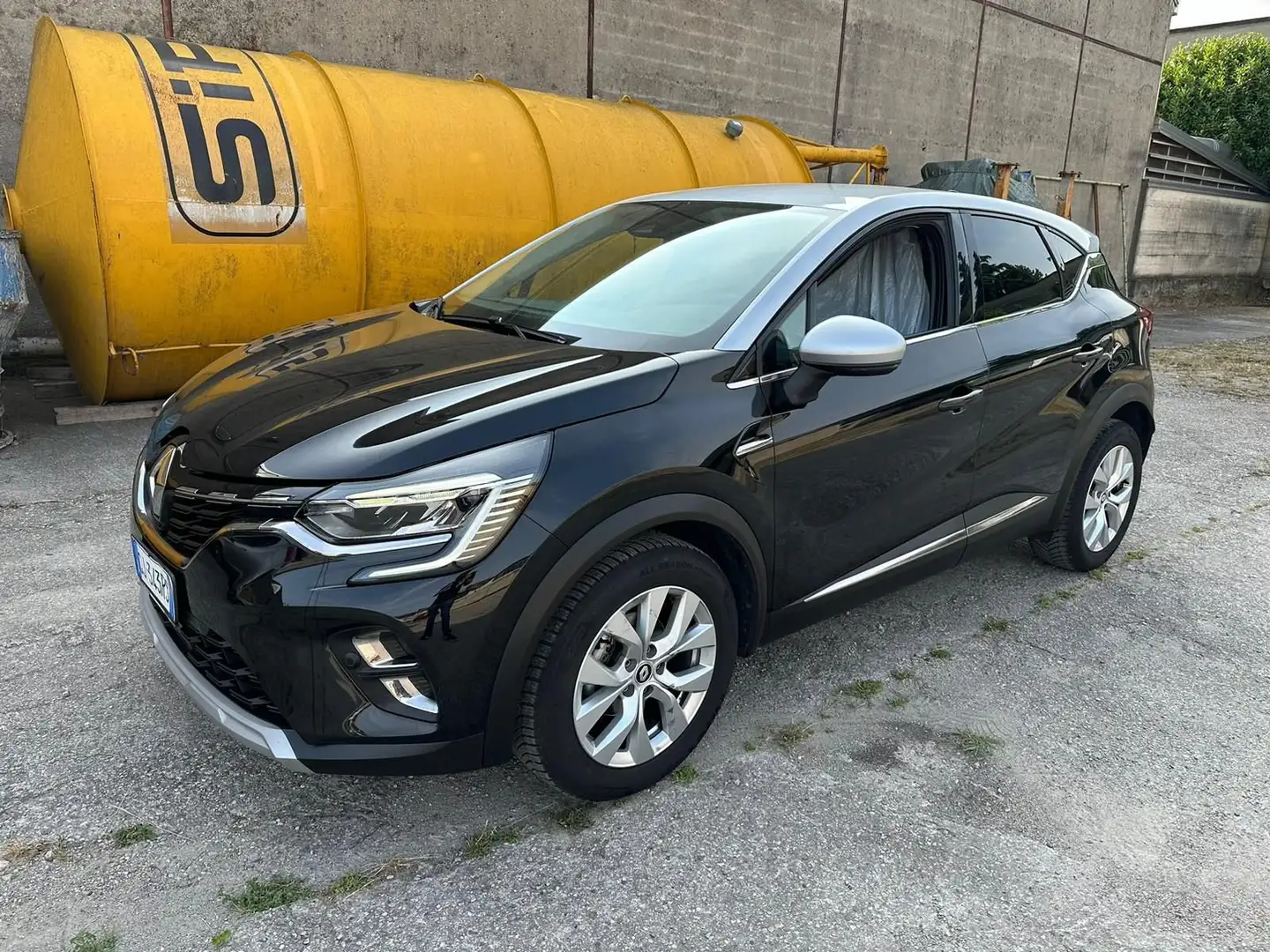 Renault Captur TCe 12V 100 CV GPL FAP Intens Nero - 2