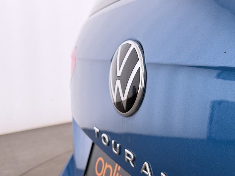 Volkswagen Touran 2.0 TDI Highline Aut LED SKY AHK RADAR NAV — photo 10