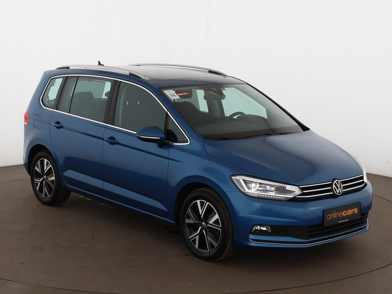 Volkswagen Touran 2.0 TDI Highline Aut LED SKY AHK RADAR NAV — photo 4