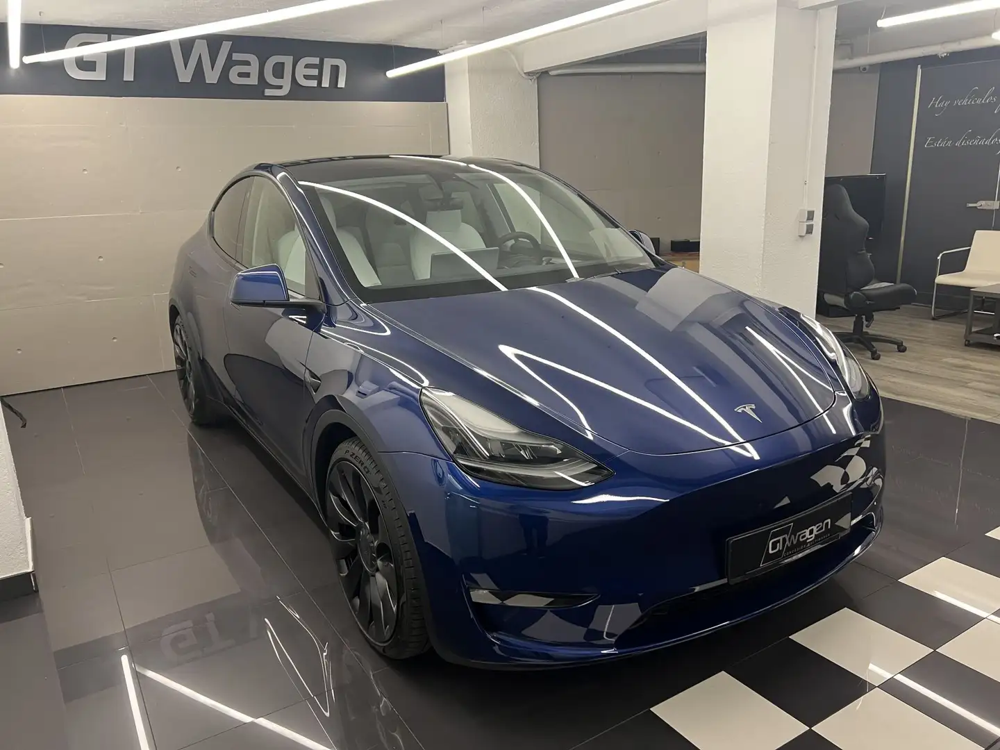 Tesla Model Y Performance 4WD Azul - 2