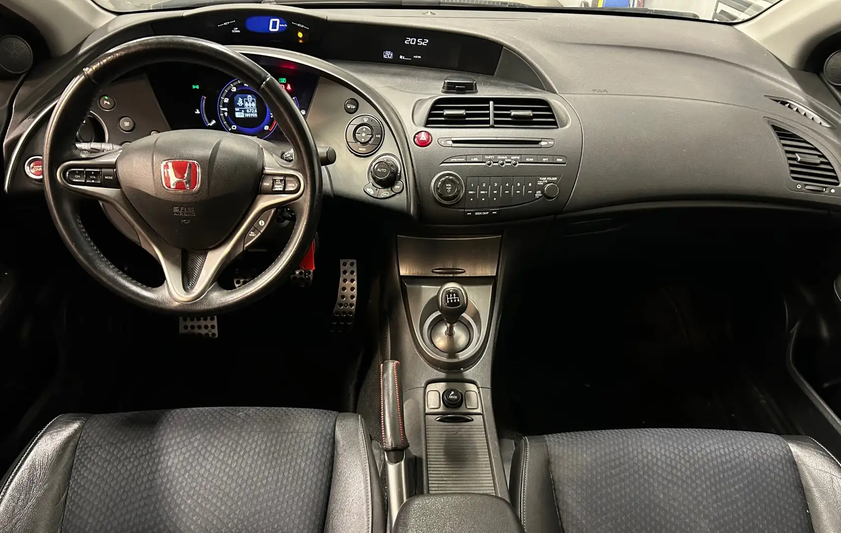Honda Civic 1.4 Sport|NAP|APK 03-26|Cruise|Airco|PDC|Leder|Ele Černá - 2