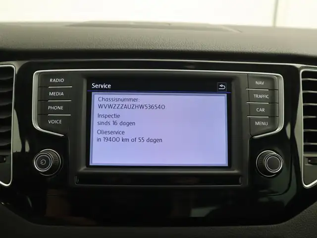 Volkswagen Golf Sportsvan view 13