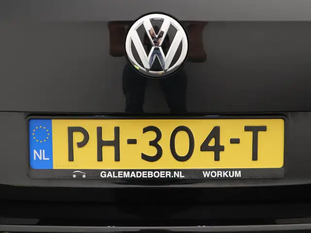 Volkswagen Golf Sportsvan view 20