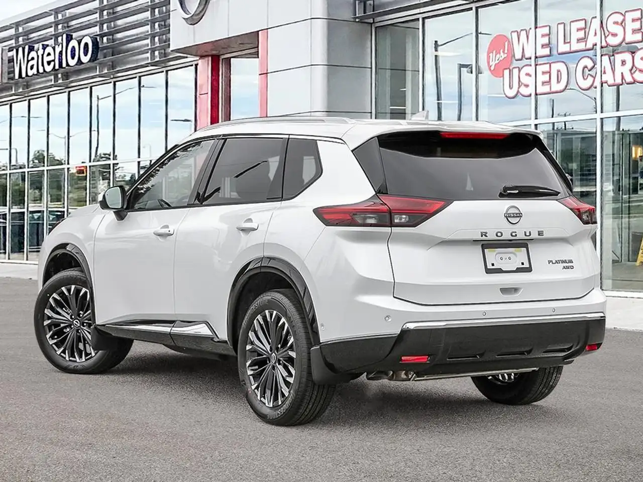 Nissan Rogue снимка Nissan Rogue