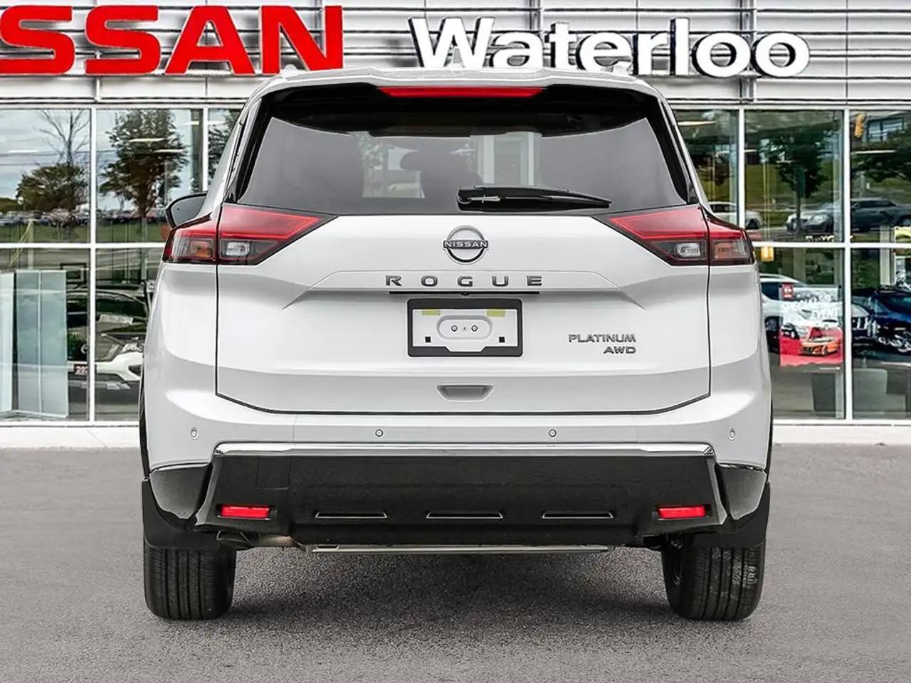 Nissan Rogue снимка Nissan Rogue
