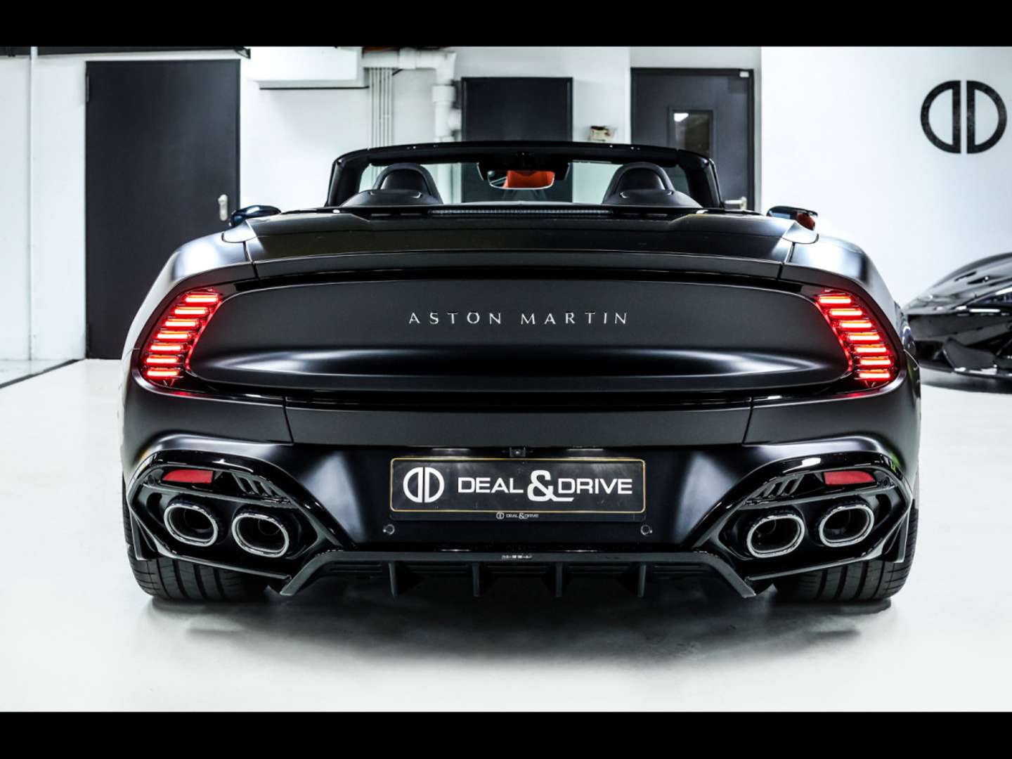 Aston Martin Vanquish Volante V12 -  - Joinsteer - #2