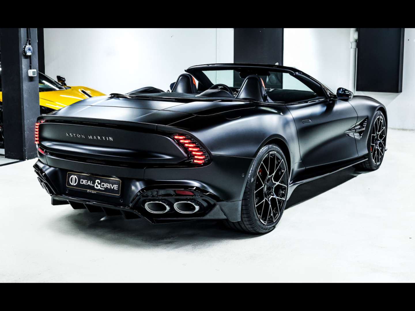Aston Martin Vanquish Volante V12 -  - Joinsteer - #5