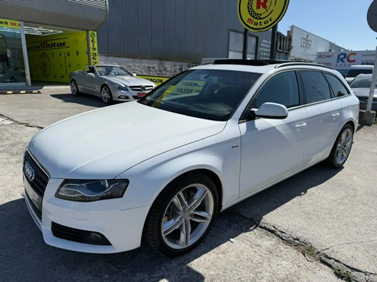 Audi A4 2.0TDIe DPF 136 Beyaz - 1