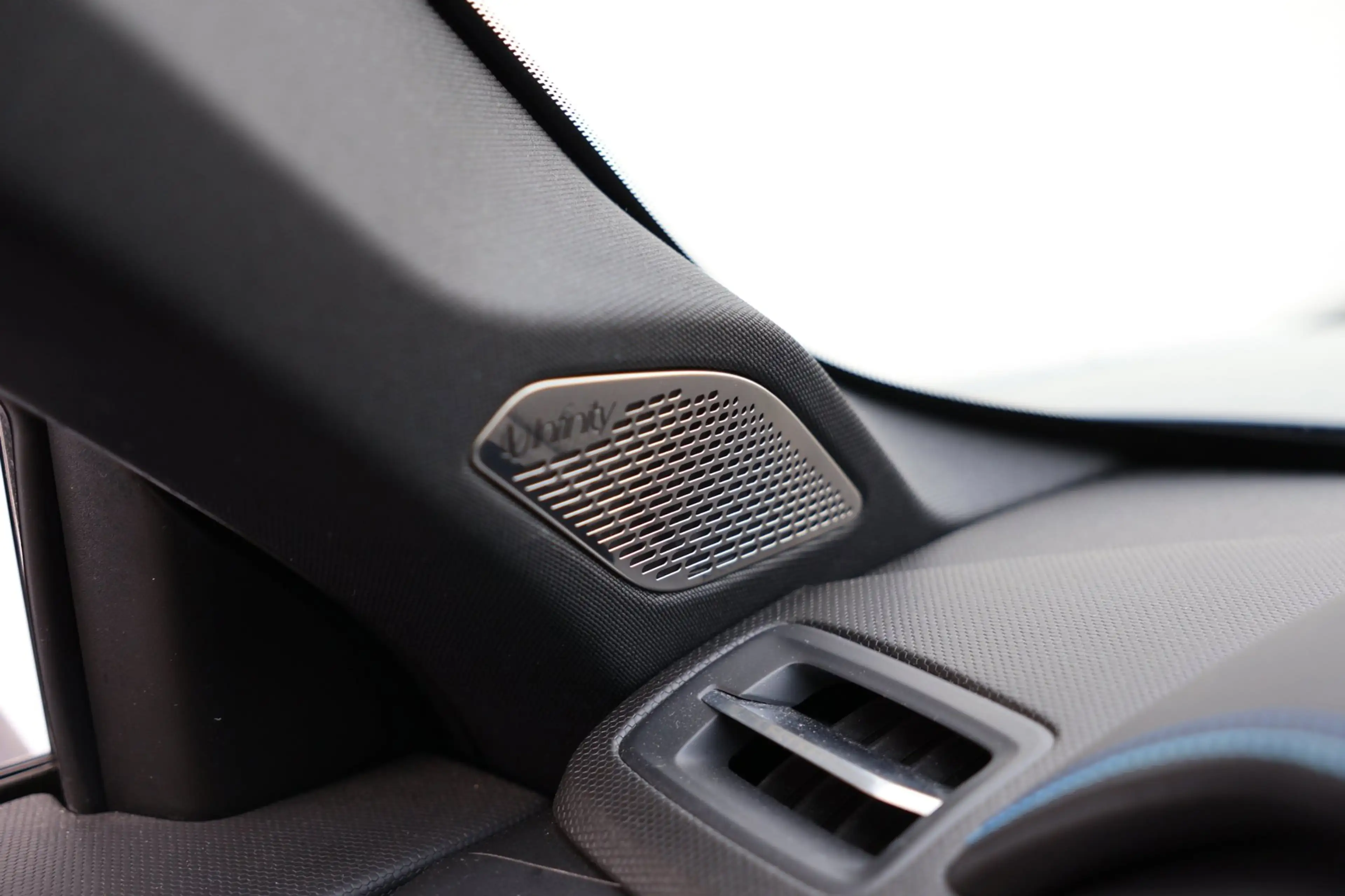 Lynk & Co 01 1.5 PHEV 262PK Zwarte Hemel 360° Camera NAP BTW — photo 35