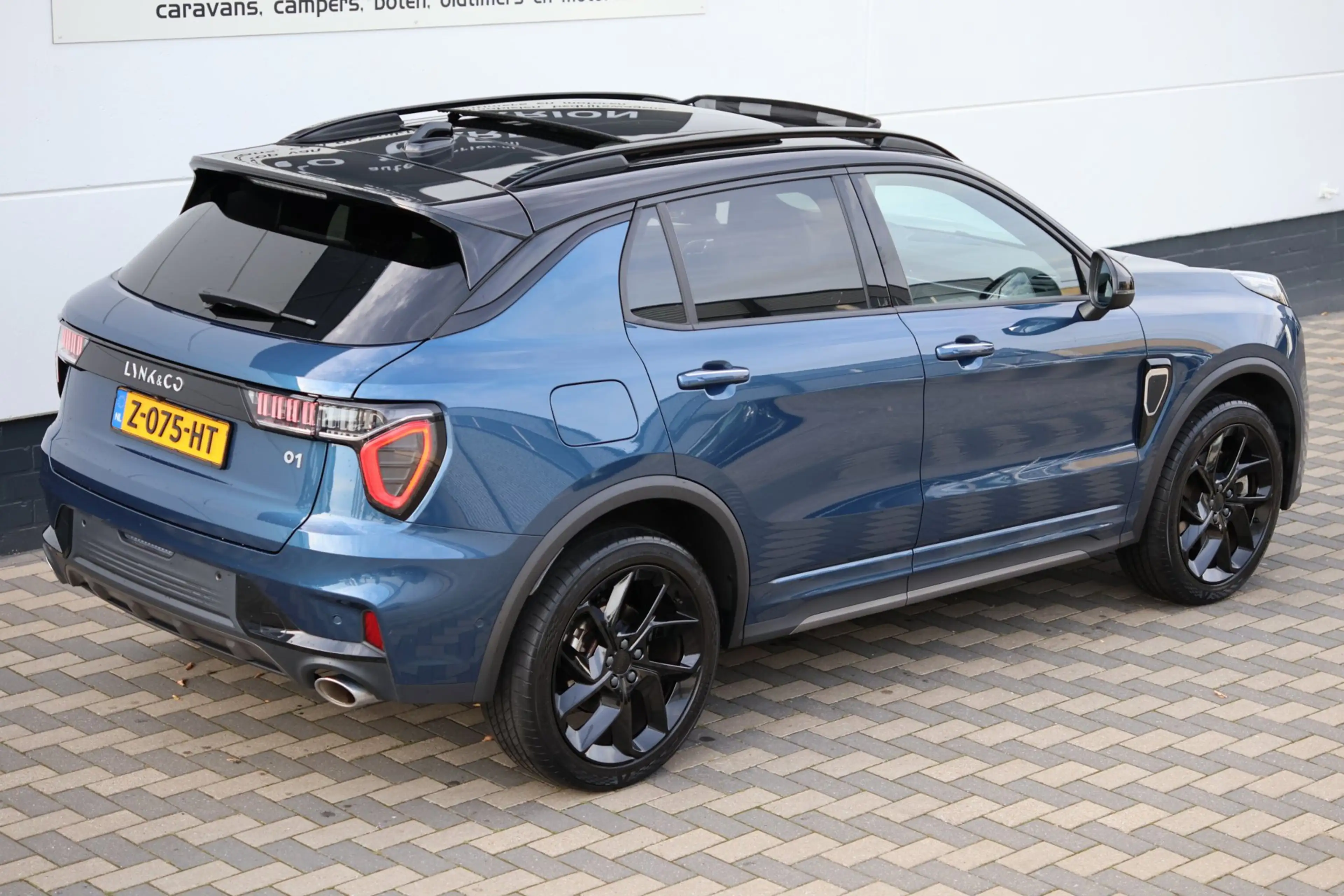 Lynk & Co 01 1.5 PHEV 262PK Zwarte Hemel 360° Camera NAP BTW — photo 4