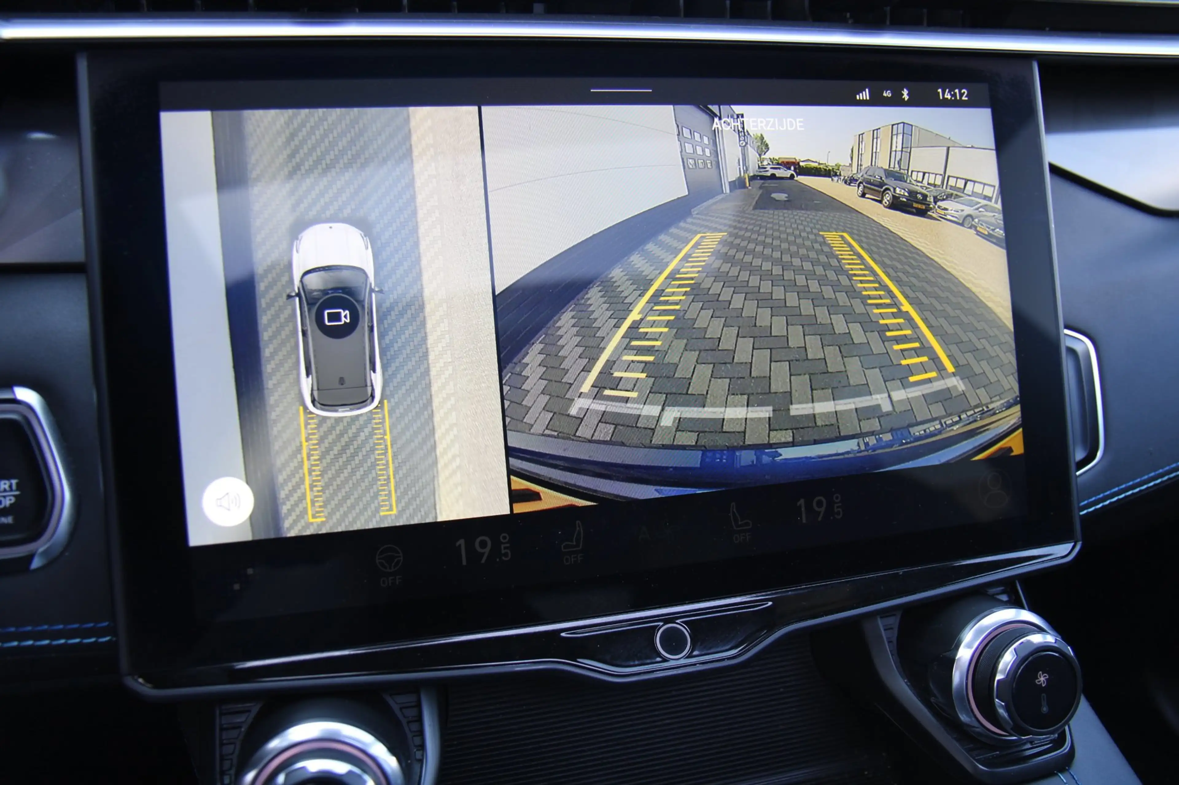 Lynk & Co 01 1.5 PHEV 262PK Zwarte Hemel 360° Camera NAP BTW — photo 12