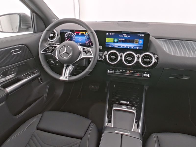 Mercedes-Benz GLA 200 d PROGRESSIVE|MBUX|SHZ|TEMP|KAM|LED|SHZ — photo 9