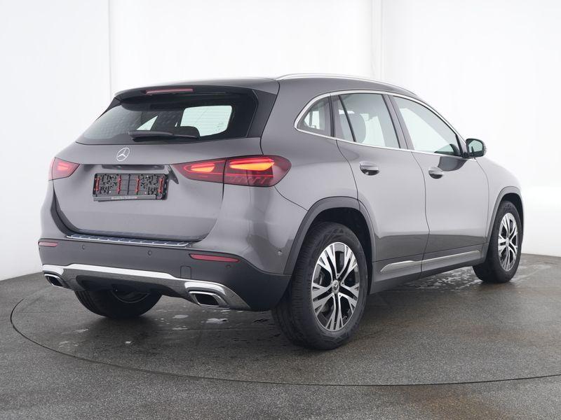 Mercedes-Benz GLA 200 d PROGRESSIVE|MBUX|SHZ|TEMP|KAM|LED|SHZ — photo 3