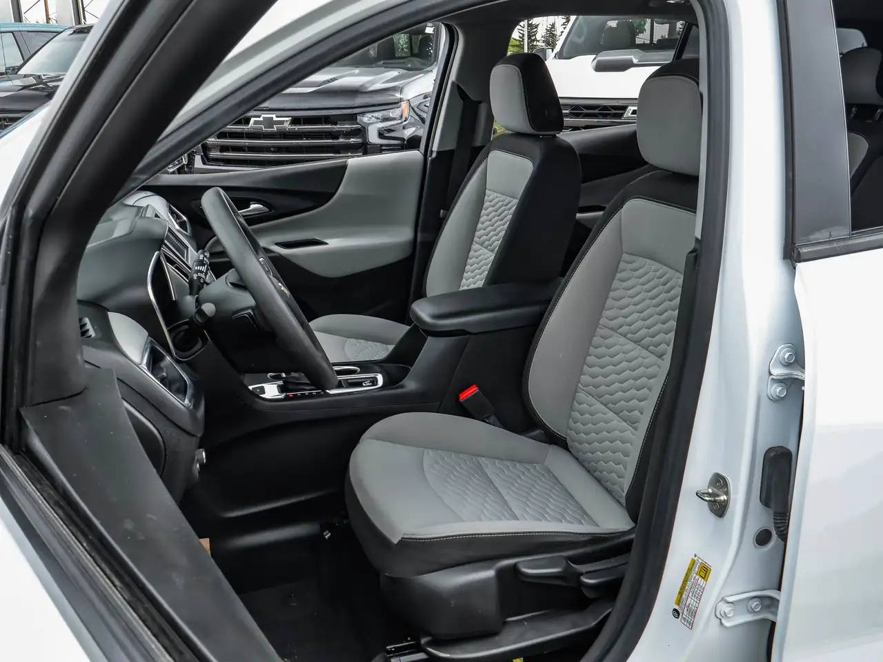 Chevrolet Equinox снимка Chevrolet Equinox