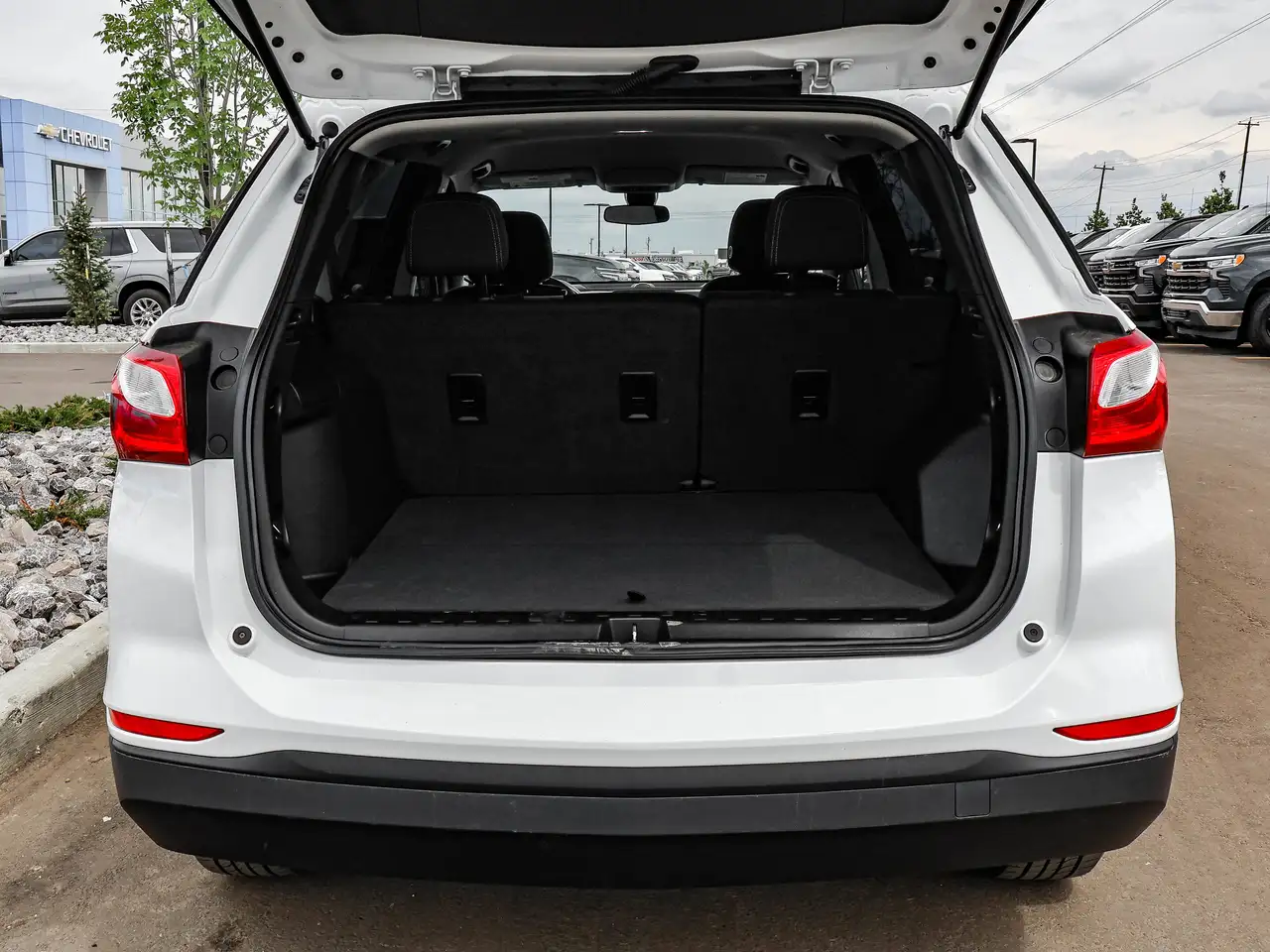 Chevrolet Equinox снимка Chevrolet Equinox