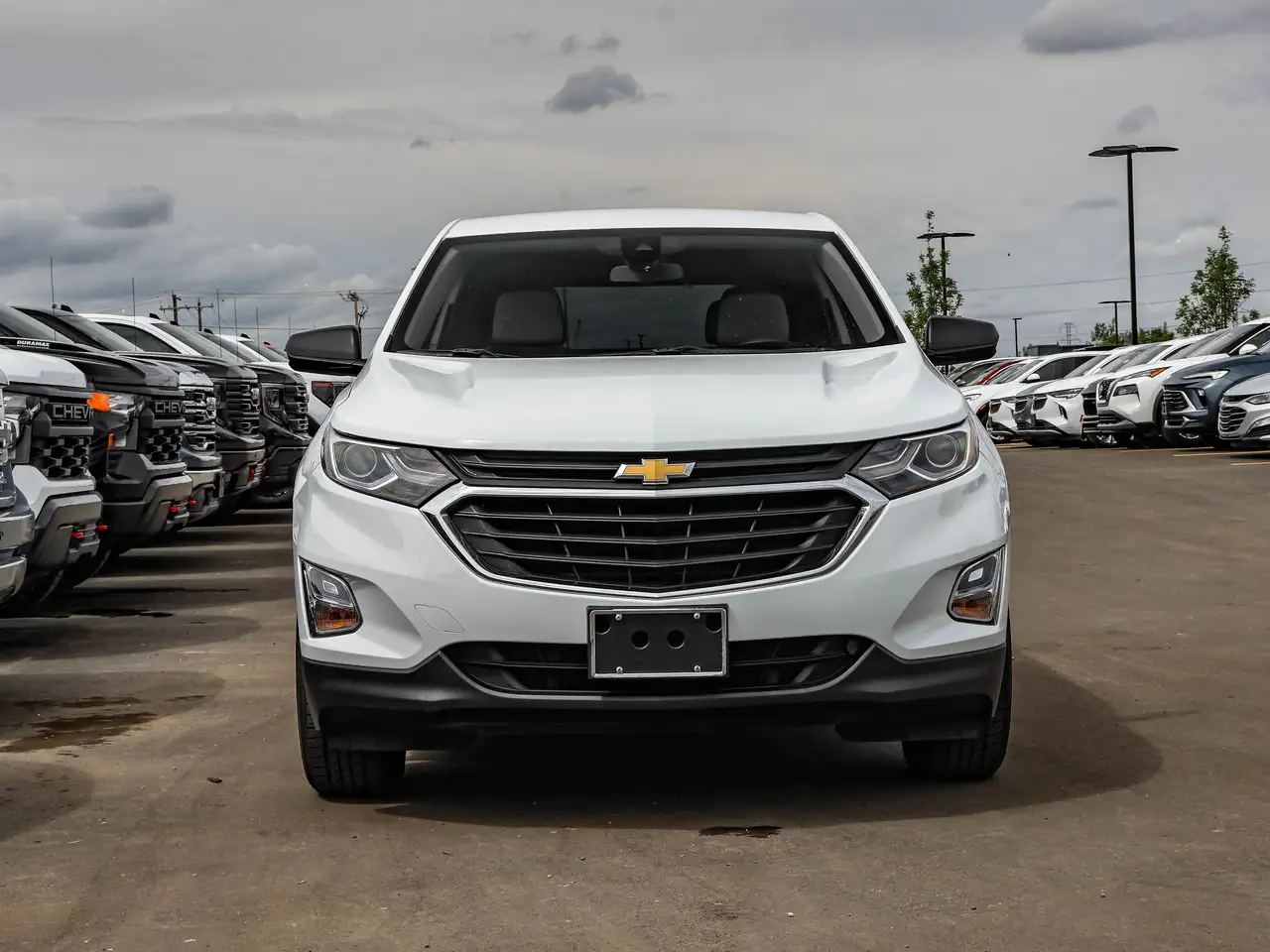 Chevrolet Equinox снимка Chevrolet Equinox