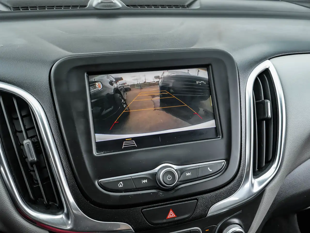 Chevrolet Equinox снимка Chevrolet Equinox