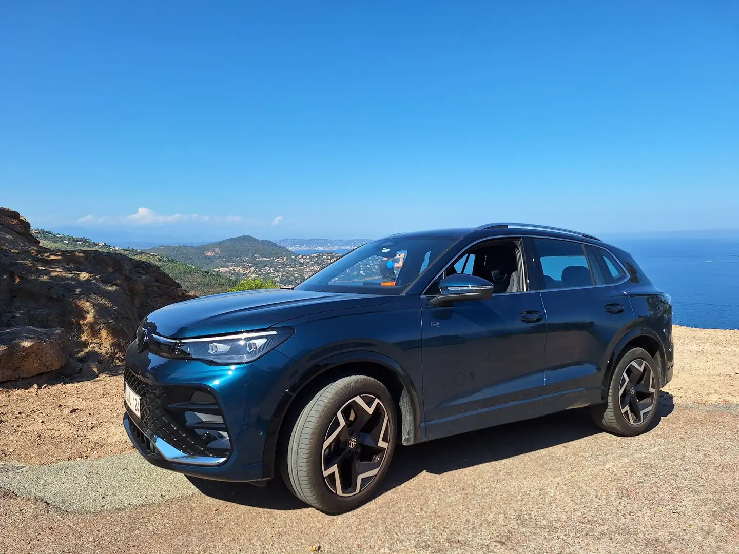 Volkswagen Tiguan 2.0 TDI SCR 4Motion R-Line  DSG - 1